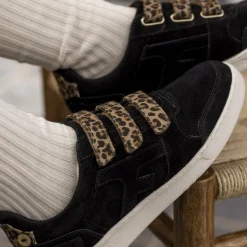 Baskets Noir & Leopard
