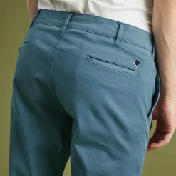 Chino Bleu Clair Coupe Ajustee