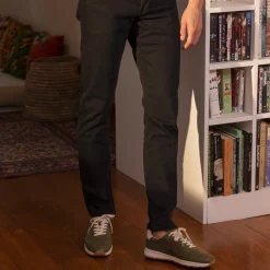 Jean Black Coupe Slim