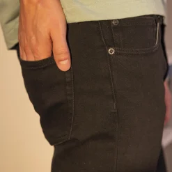 Jean Black Coupe Slim