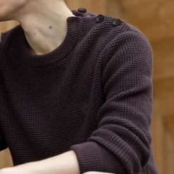 Pull Col Boutonne Bordeaux Fonce