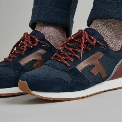 Runnings Marine & Camel