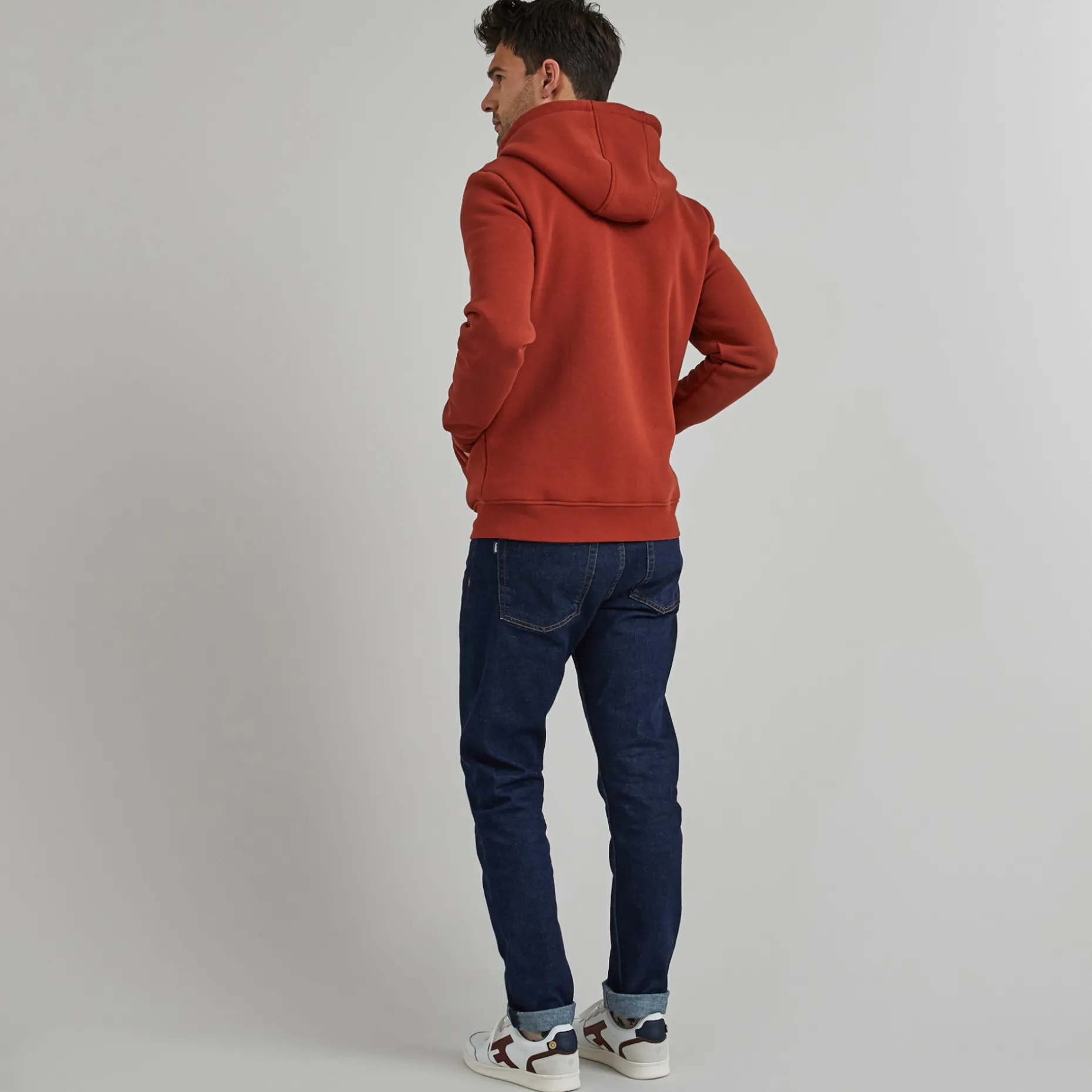 Sweat A Capuche Rouge