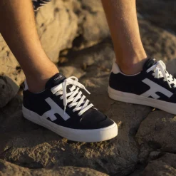 Tennis Bleu Marine Vegan