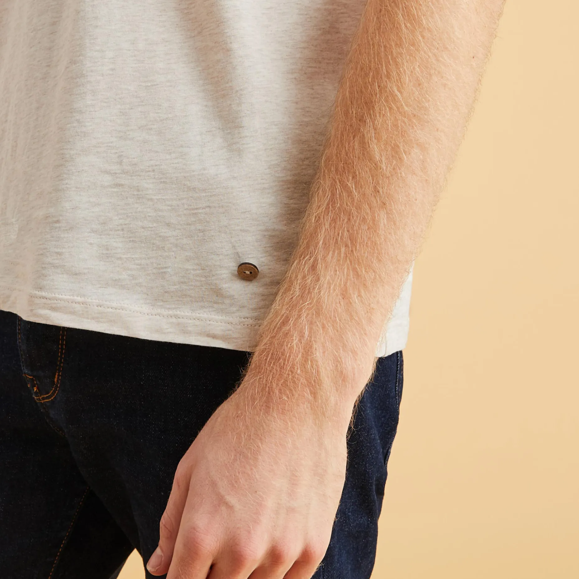 T-Shirt Beige "Homme Des Bois"