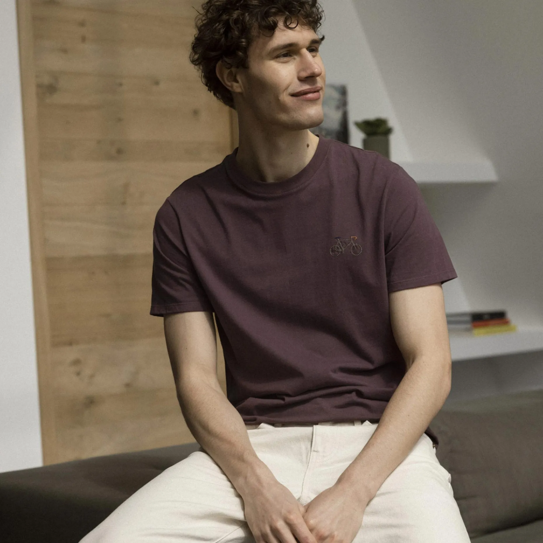 T-Shirt Col Rond Bordeaux Fonce Broderie Velo